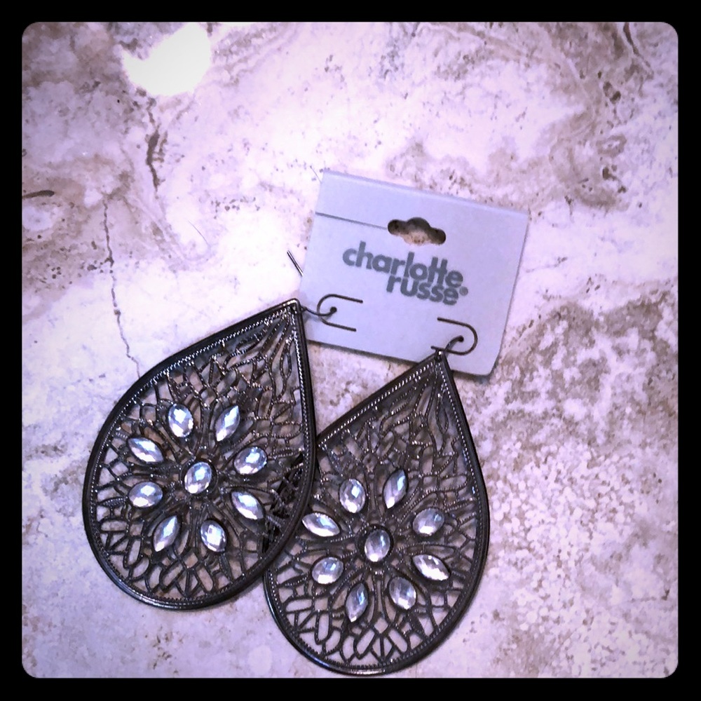 💋💋💋3 for $20💋💋💋 Dangly Earrings